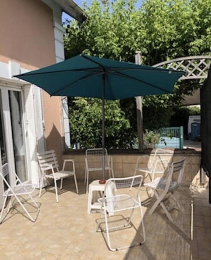 Residence Banlieue Parisienne Neuilly Exteriör bild